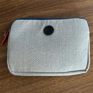 Air France International Business Class Amenity Kit - Gray - Unopened, NEW 2023